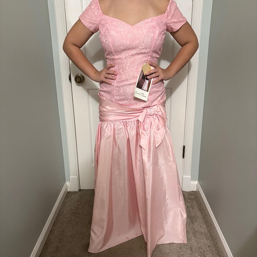 Vintage 1980’s Pink Lace Off-Shoulder Dress
